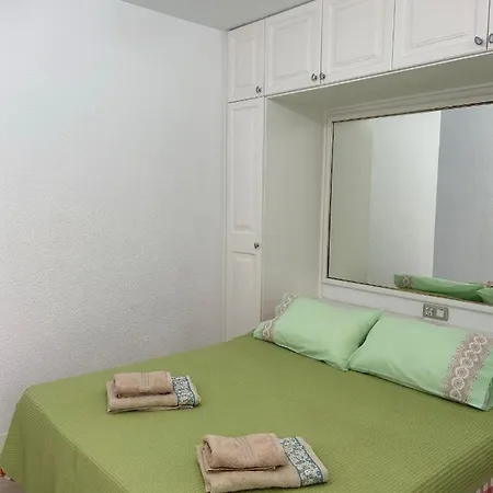 Апартаменти Comfort En Tenerife Royal Gardens Плайя-де-лас-Амерікас
