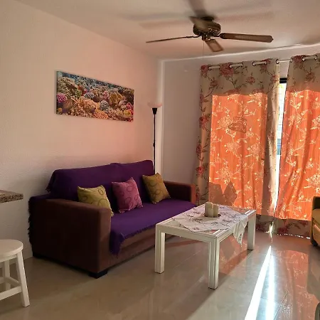 Апартаменти Comfort En Tenerife Royal Gardens